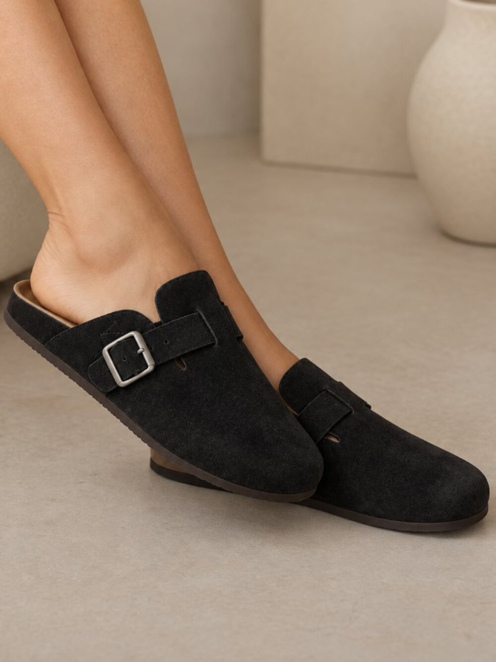 NEW Universal Thread Faux Suede Flat Clog Mules Size 11 - Black